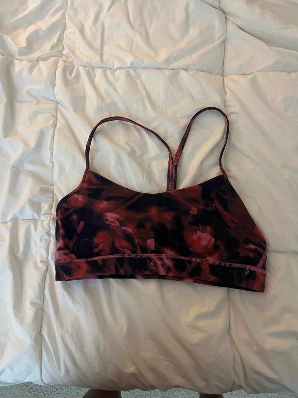 Lululemon Flow y Nulu Bra - light support